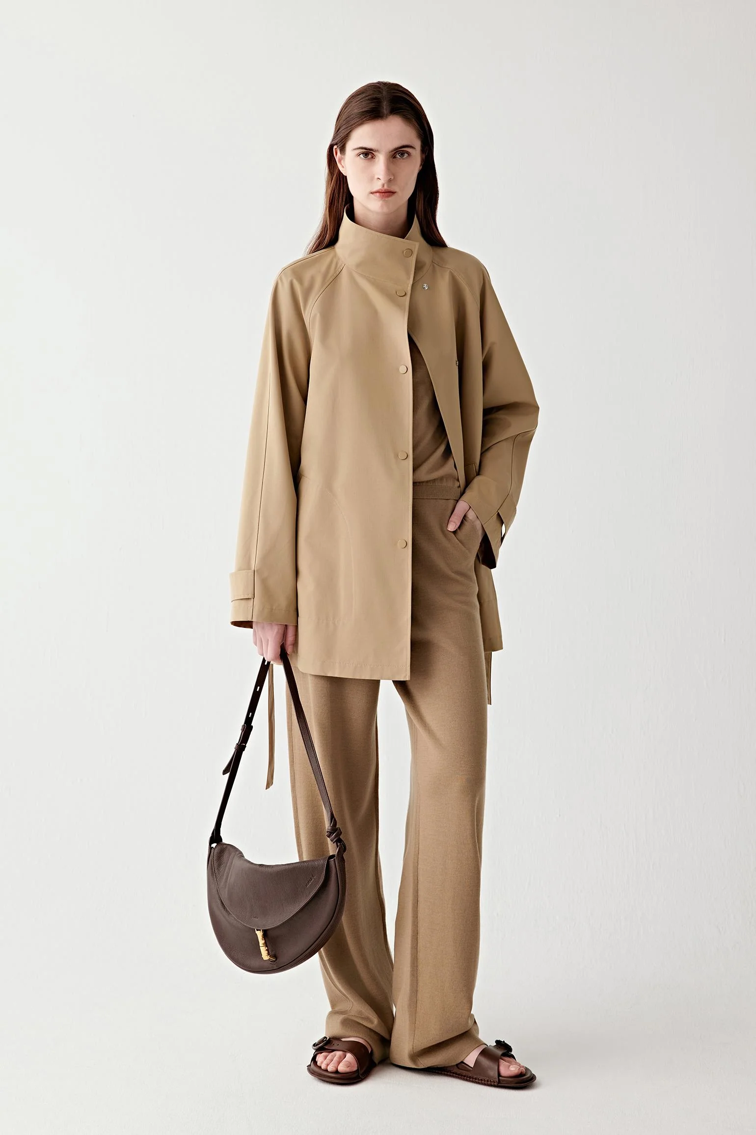 Trench-coat court en laine